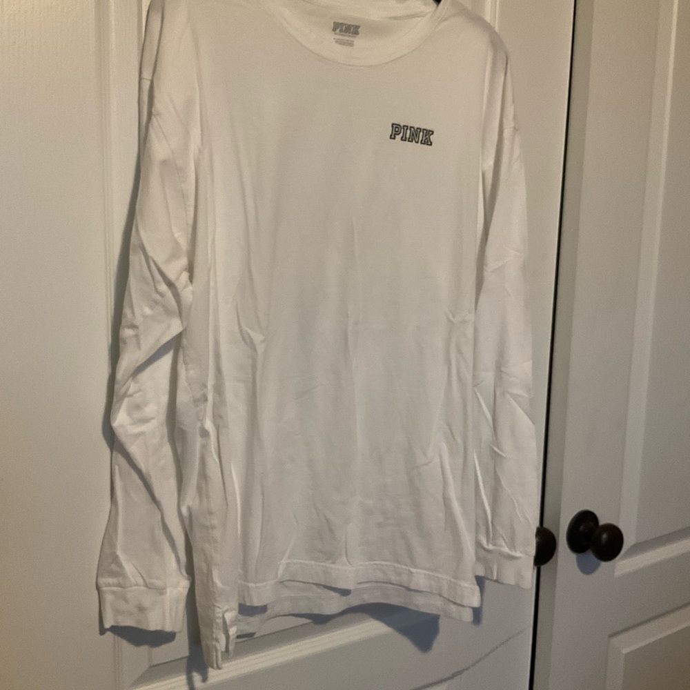 PINK Victoria's Secret Classic White Long Sleeve Tee